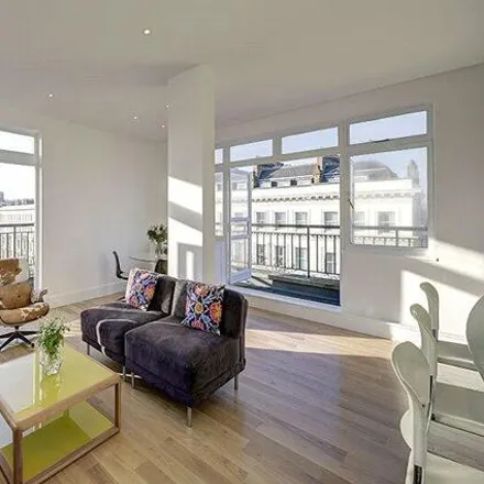 Image 3 - Fraser Suites Kensington, 75 Cromwell Road, London, SW7 5BH, United Kingdom - Apartment for sale
