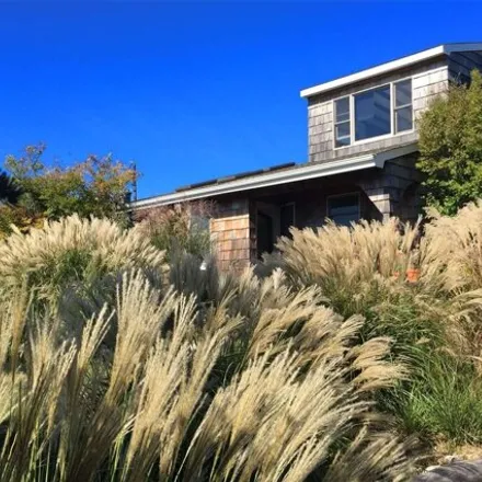 Rent this 3 bed house on 158 South Fairview Avenue in Montauk, East Hampton