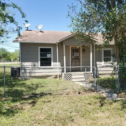 Buy this 3 bed house on 2517 Cantrell Avenue in Jourdanton, TX 78026