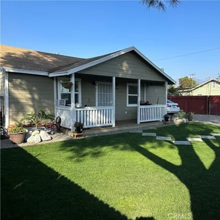 Image 1 - 25130 Court Street, North Norton, Highland, CA 92410, USA - House for sale