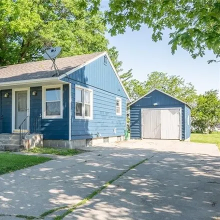 Buy this 2 bed house on 730 East Euclid Avenue in Indianola, IA 50125