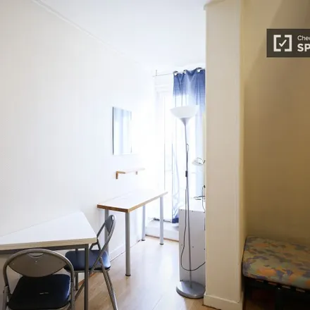 Rent this studio apartment on 12 Boulevard Suchet in 75016 Paris, France