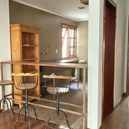 Rent this 2 bed apartment on Escola Fabíola Pinto Dornelles in Rua Doutor Eduardo Chartier 1192, Higienópolis