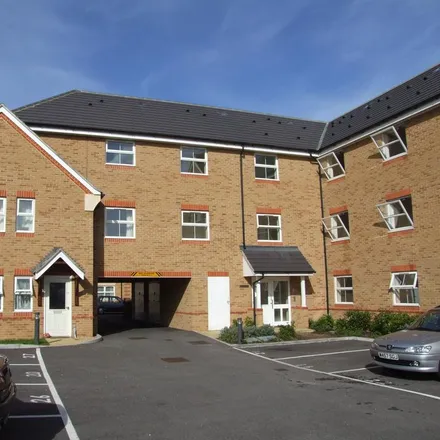 Rent this 2 bed apartment on Victoria Place in Board School Road, Horsell