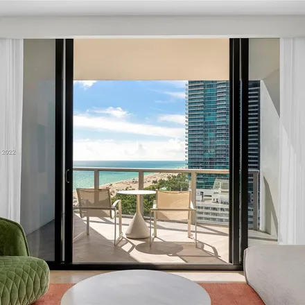 Image 9 - 2216 Collins Avenue, Miami Beach, FL 33139, USA - Apartment for rent