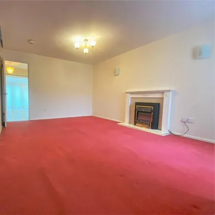 Image 3 - Longfield Avenue, Grahame Park, London, NW7 2SQ, United Kingdom - House for rent