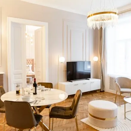 Rent this 3 bed apartment on Paula-Hof in Ettenreichgasse 1, 1100 Vienna