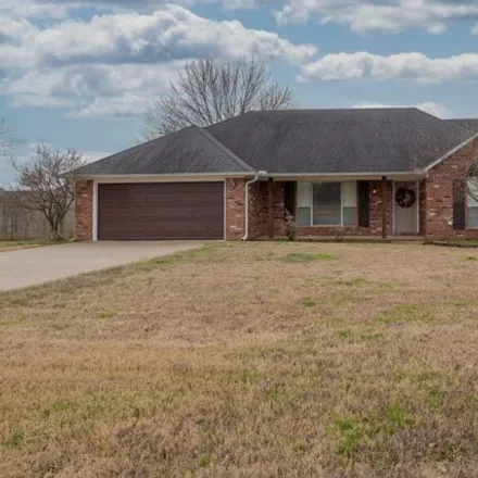 Buy this 3 bed house on 6 Weaver Circle in Vilonia, AR 72173