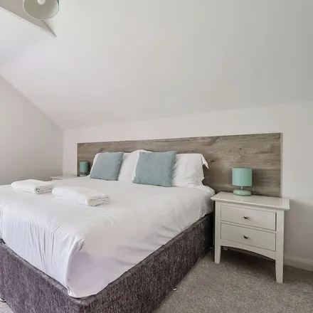 Rent this 5 bed townhouse on Windermere in LA23 3JA, United Kingdom