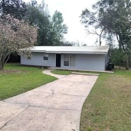 Buy this 3 bed house on 2109 Cambridge Drive in Tallahassee, FL 32304