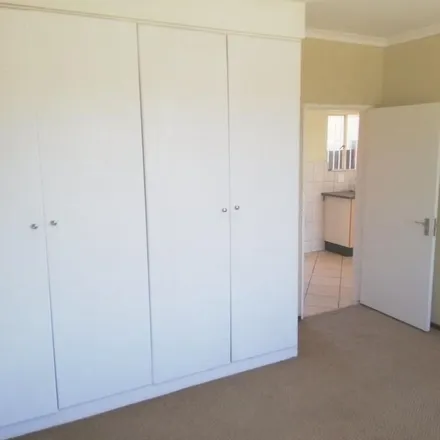 Rent this 1 bed apartment on Van Dalen Road South in Wilgeheuwel, Roodepoort