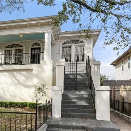 Image 2 - 3024 Napoleon Avenue, New Orleans, LA 70125, USA - House for sale