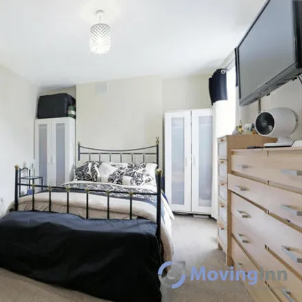 Image 7 - 30 Cato Road, London, SW4 7TW, United Kingdom - Apartment for sale