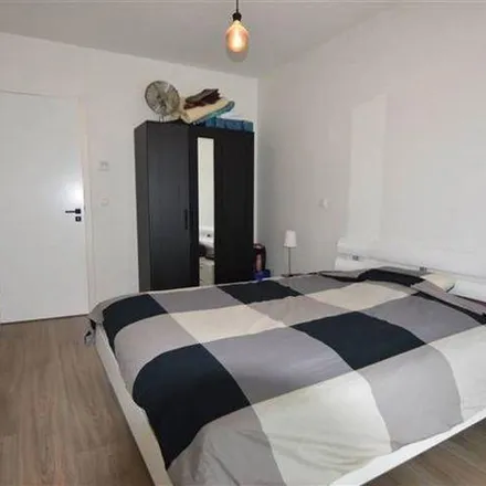 Rent this 2 bed apartment on Kronenburgstraat 11-15 in 2000 Antwerp, Belgium