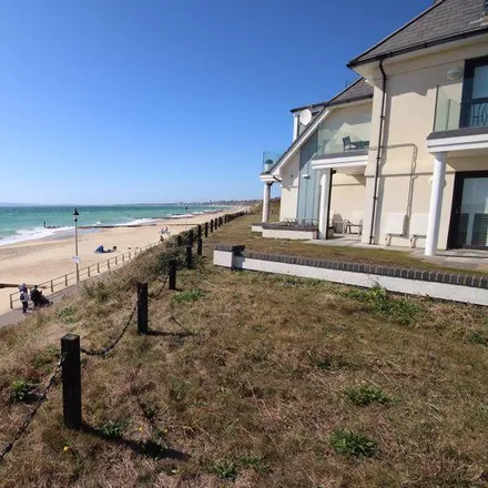 Image 2 - Ocean Point, 52 Southbourne Coast Road, Wick, BH6 4ER, United Kingdom - Apartment for rent