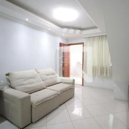 Buy this 2 bed house on Rua Radialista Waldir Gonçalves in Venda Nova, Belo Horizonte - MG