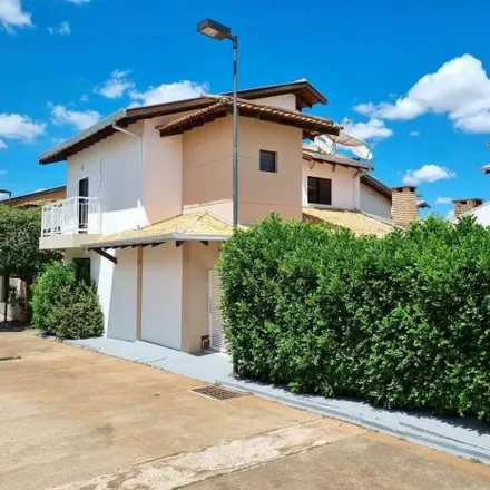 Rent this 3 bed house on Ciclovia da Afonso Pena in Amambaí, Campo Grande - MS