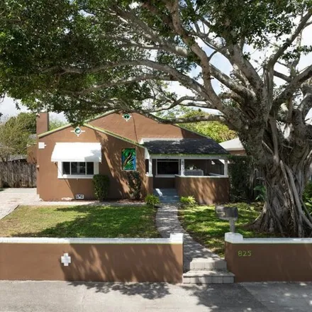Buy this 2 bed house on 885 North D Street in Lake Worth Beach, FL 33460