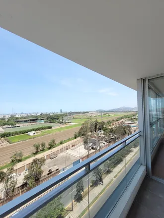 Image 6 - Avenida Manuel Olguin, Santiago de Surco, Lima Metropolitan Area 15023, Peru - Apartment for rent