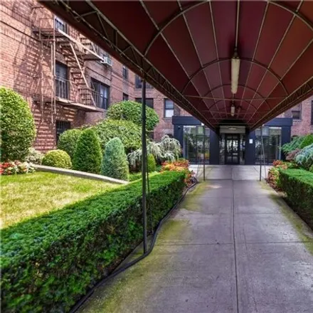 Image 6 - 1119 Ocean Pkwy Unit 1O, Brooklyn, New York, 11230 - Apartment for sale