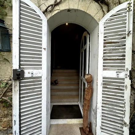 Rent this 5 bed apartment on Place du Château in 22 Avenue de Longueil, 78600 Maisons-Laffitte