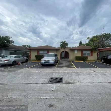 Image 2 - Northwest 31st Avenue, Lauderdale Lakes, FL 33309, USA - House for sale