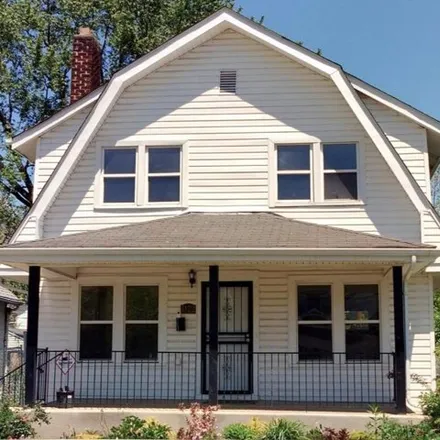 Buy this 3 bed house on 1124 East 17th Avenue in Columbus, OH 43211