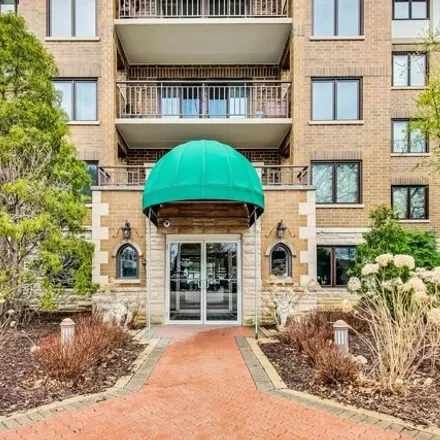 Buy this 2 bed condo on Gazebo in South Pine Street, Mount Prospect