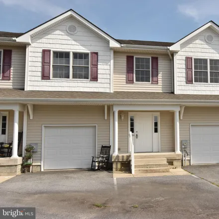 Buy this 3 bed townhouse on 136 Main Sail Drive in Milton, Sussex County