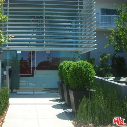 Rent this 2 bed condo on Soho Square in Sawtelle Boulevard, Los Angeles