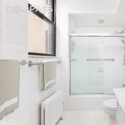 Image 7 - 171 West 57th Street, New York, NY 10019, USA - Condo for sale