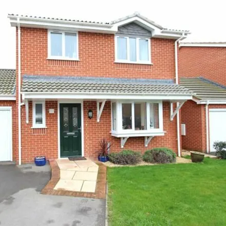 Buy this 4 bed house on unnamed road in Highcliffe-on-Sea, BH23 4FY