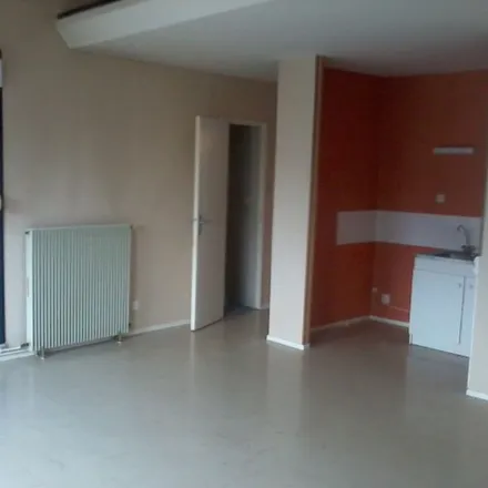 Rent this 2 bed apartment on Allée Jacques Prévert in 58500 Clamecy, France