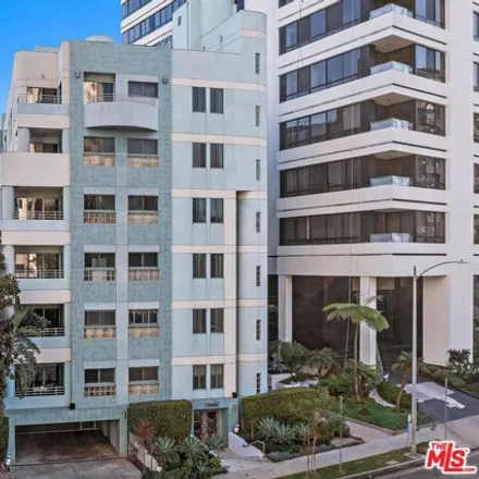Buy this 2 bed condo on Beverly Hills Plaza Hotel in 10300 Wilshire Boulevard, Los Angeles