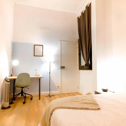 Image 4 - Serras Hotel Barcelona, Passeig de Colom, 9, 08001 Barcelona, Spain - Apartment for rent