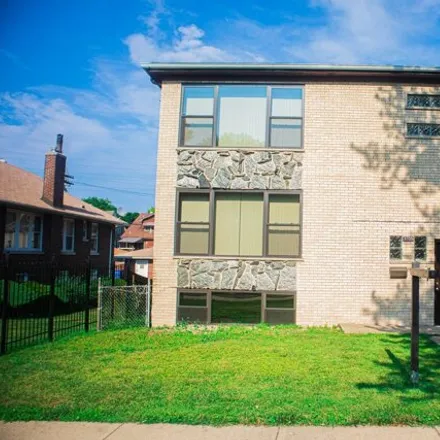 Rent this 3 bed apartment on 9735 South Avenue J in Chicago, IL 60617