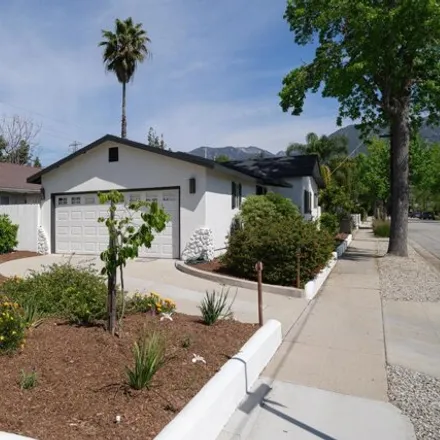 Buy this 2 bed house on 425 Vineyard Place in Pasadena, CA 91107