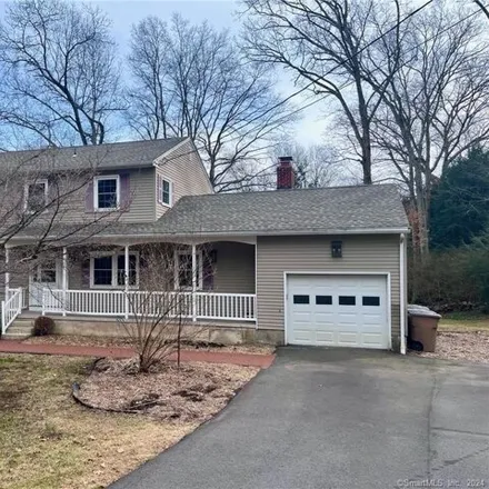 Rent this 4 bed house on 31 Monticello Drive in Flanders, East Lyme