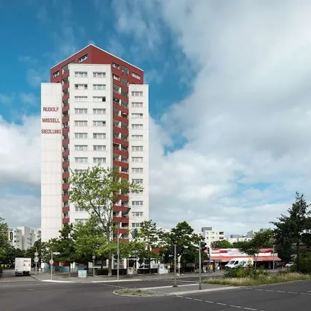 Rent this 2 bed apartment on Loschwitzer Weg 4 in 13593 Berlin, Germany