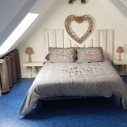 Rent this 4 bed house on 29410 Plounéour-Ménez