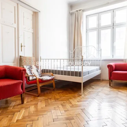 Rent this 2 bed apartment on Hala Targowa 02 in Grzegórzecka, 31-530 Krakow