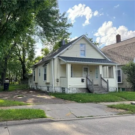 Buy this 3 bed house on 894 Inman Street in Akron, OH 44306