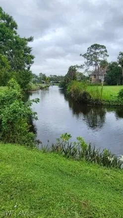 Image 2 - Riverbend Boulevard, Riverbend Golf and River Club, North Fort Myers, FL 33917, USA - House for sale