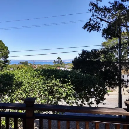 Image 4 - 885 Grace Street, Monterey, CA 93940, USA - House for sale