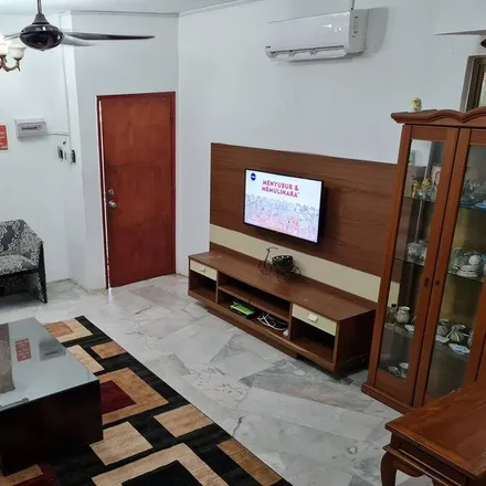 Rent this 4 bed house on Subang Jaya in Petaling, Malaysia