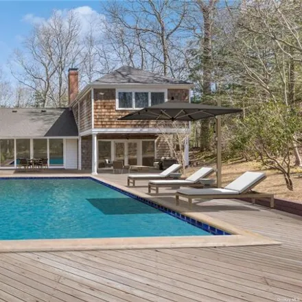 Buy this 6 bed house on 222 Northside Drive in Noyack, Suffolk County