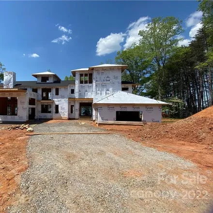 Buy this 6 bed house on 135 Potomac Lane in Mooresville, NC 28117
