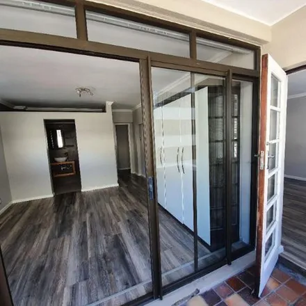 Image 6 - Chartleigh House, 189 Beach Road, Cape Town Ward 115, Cape Town, 8005, South Africa - Apartment for rent