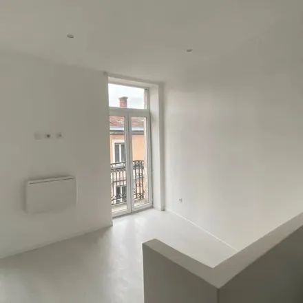 Rent this 2 bed apartment on 3 Rue Jules Guesde in 42800 Rive-de-Gier, France