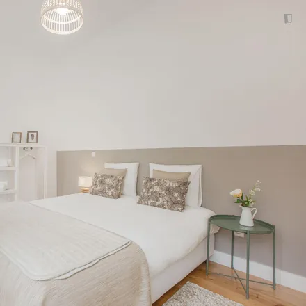 Rent this 1 bed apartment on Rua Santa Catarina in 4000-133 Porto, Portugal